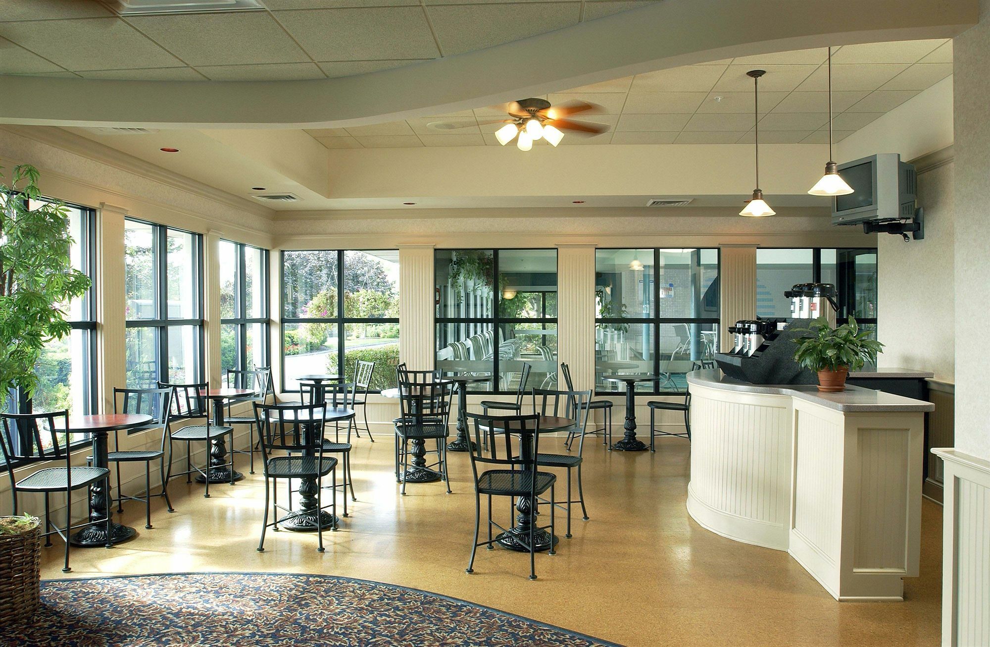 Anchorage Inn And Suites Portsmouth Restoran fotoğraf